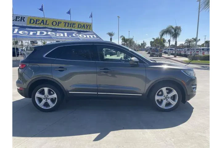 $16578 : Lincoln MKC 2018 Premiere 4d image 9