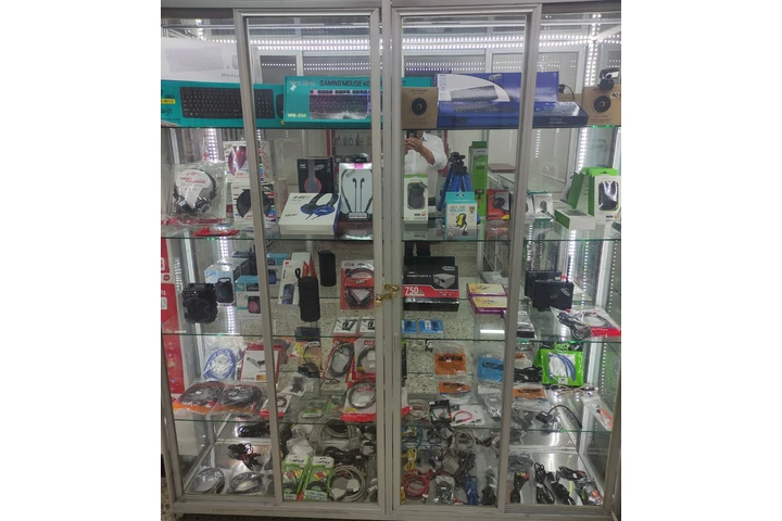$35000000 : VENTA DE ALMACEN DE TECNOLOGIA image 7
