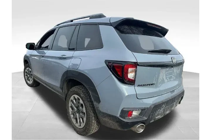 $39393 : Honda Passport 2025 AWD Trai image 3