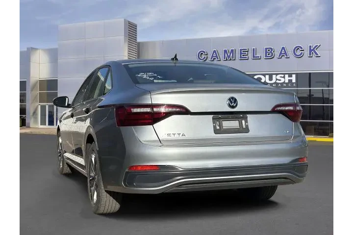 $17998 : Volkswagen Jetta 2024 SE 4dr image 5