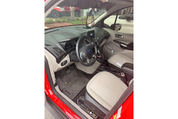 $19000 : Ford Transit Connect 2021 XL image 5