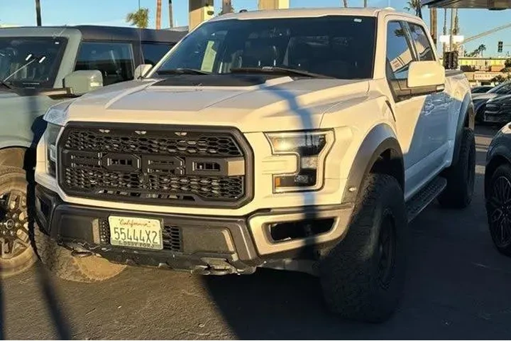 $37900 : Ford F-150 2018 4x4 Raptor 4 image 2