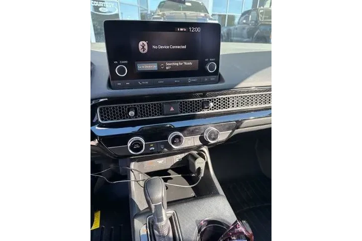 $21683 : Honda Civic 2024 LX 4dr Hatc image 5