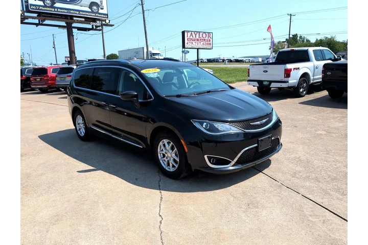 $16795 : 2020 Pacifica image 5