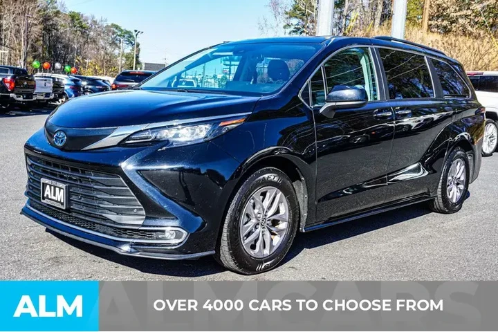 $36420 : Toyota Sienna 2024 XLE 8-Pas image 3