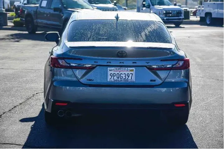 $29995 : Toyota Camry 2025 SE 4dr Sed image 5