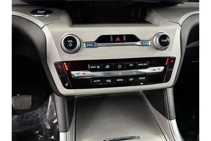 $28000 : Ford Explorer 2023 AWD XLT 4 image 10