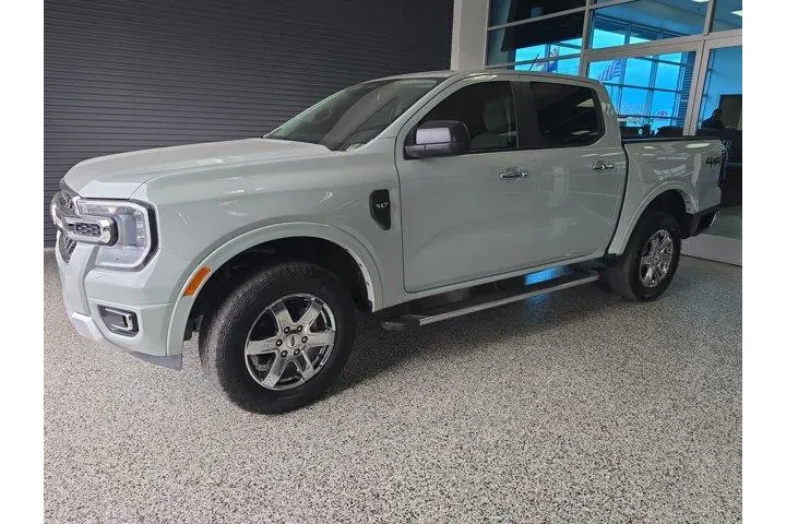$35999 : Ford Ranger 2024 4x4 XLT 4dr image 1