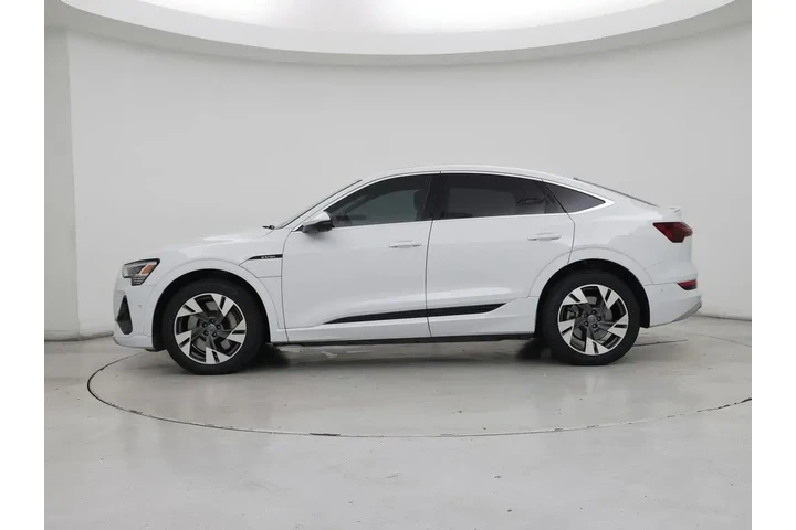 $28998 : Audi e-tron Sportback 2021 A image 3