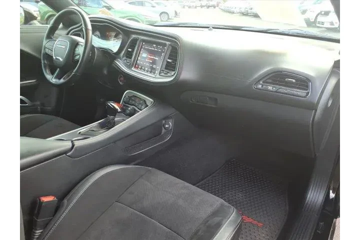 $32991 : Dodge Challenger 2021 R/T 2d image 10