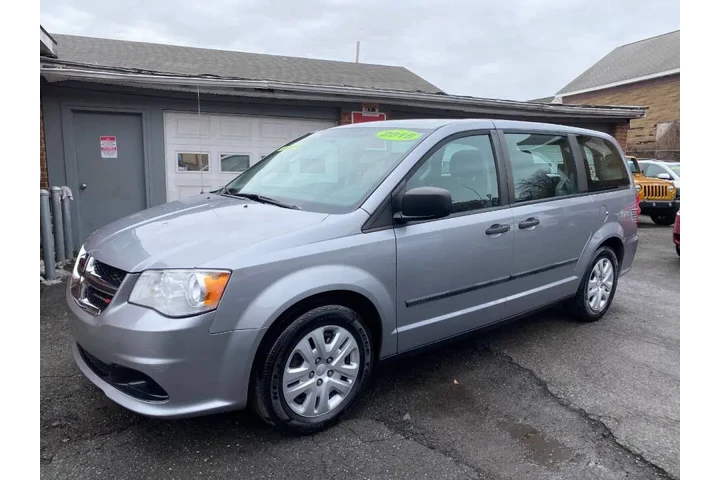 2015 Grand Caravan American V image 4