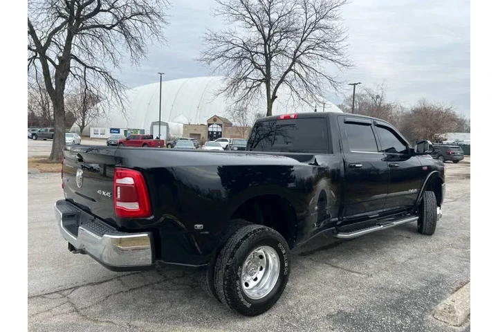 $62997 : 2022 RAM 3500 Laramie image 7