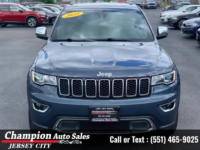 Used 2021 Grand Cherokee Limi image 4