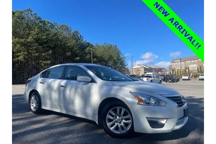 $9089 : Nissan Altima 2014 2.5 4dr S image 1