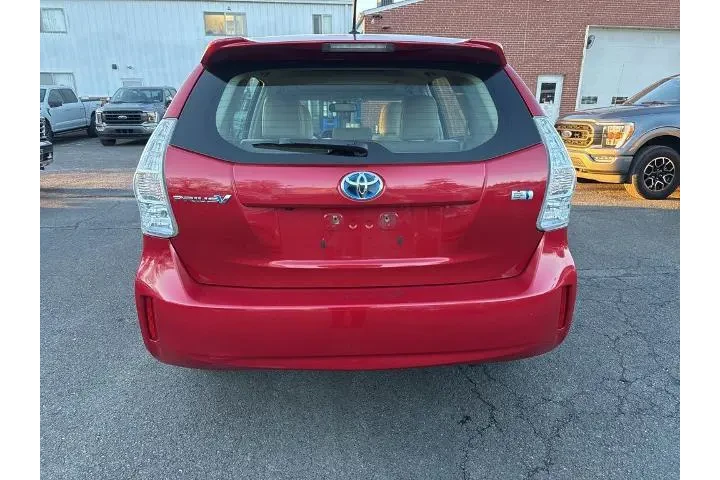 $10985 : Toyota Prius v 2012 Two 4dr image 5