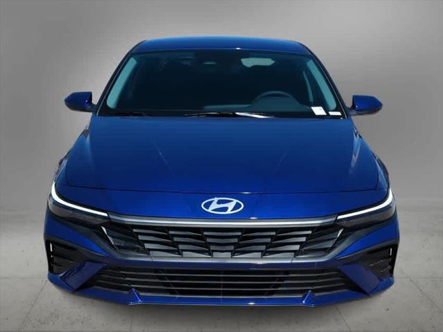 $26385 : New 2024 Hyundai ELANTRA HYBR image 8