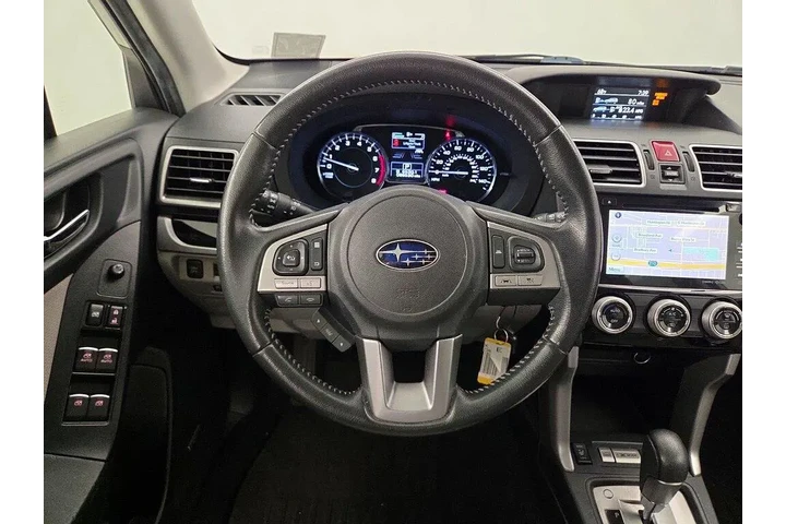 $17998 : Subaru Forester 2018 AWD 2.5 image 10