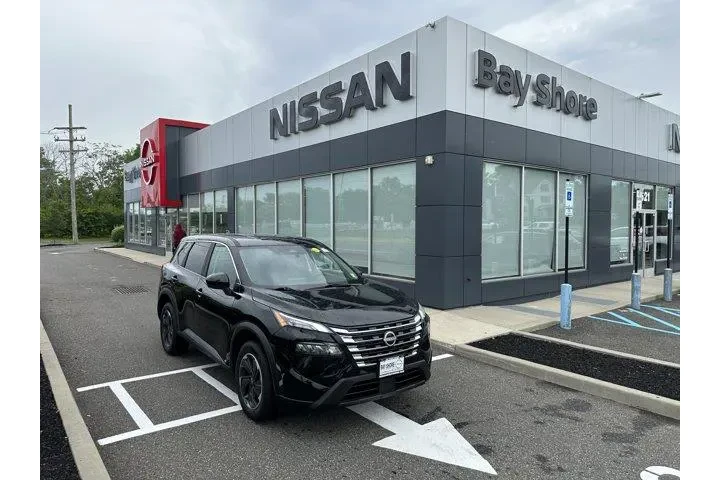 $22039 : Nissan Rogue 2025 AWD SV 4dr image 2