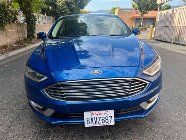 $12600 : 2017 Fusion SE image 5