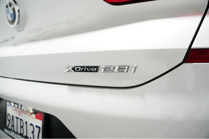 $17297 : 2018 X2 image 5