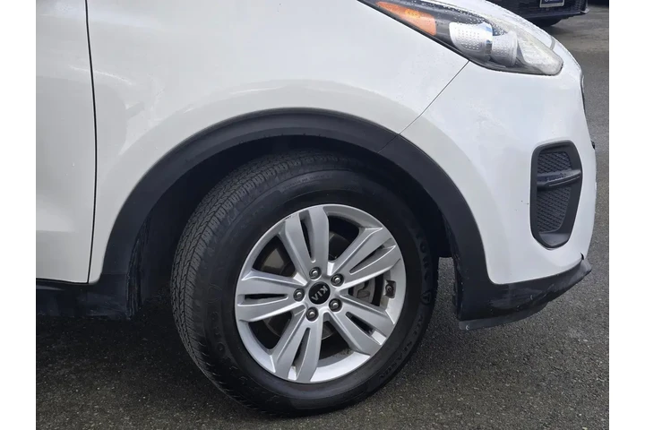 $15998 : Kia Sportage 2019 LX 4dr SUV image 9