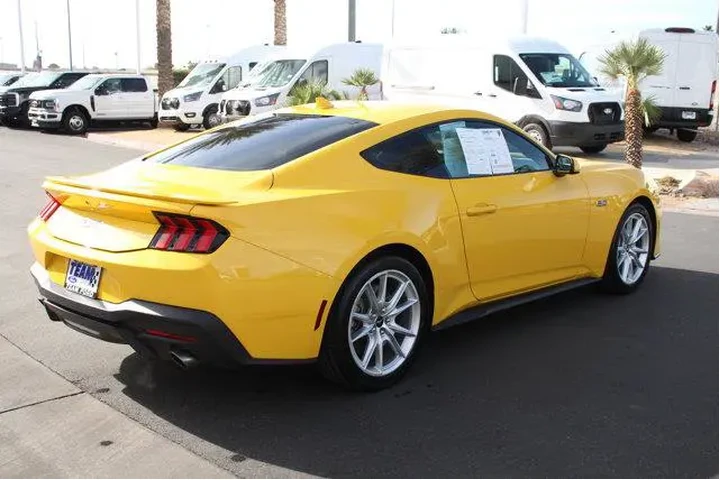 $39832 : Ford Mustang 2024 GT 2dr Fas image 8