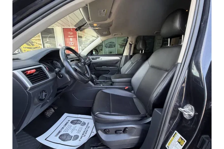 $15499 : 2018 Atlas V6 SE image 10