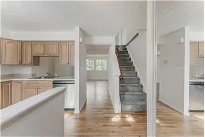 $2900 : Rental property with 2 bedro image 8