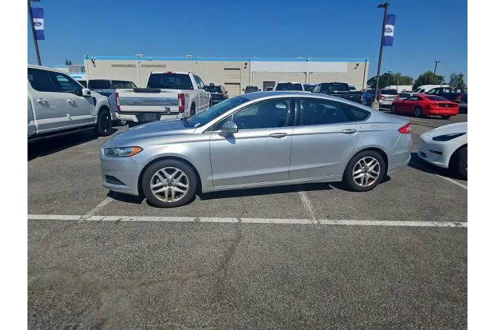 $9000 : Ford Fusion 2014 SE 4dr Seda image 5