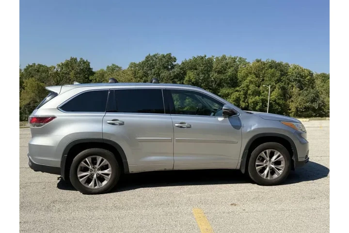 $13999 : 2015 Highlander XLE image 7