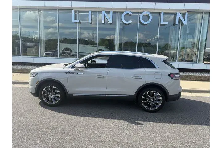 $33898 : Lincoln Nautilus 2022 Reserv image 9