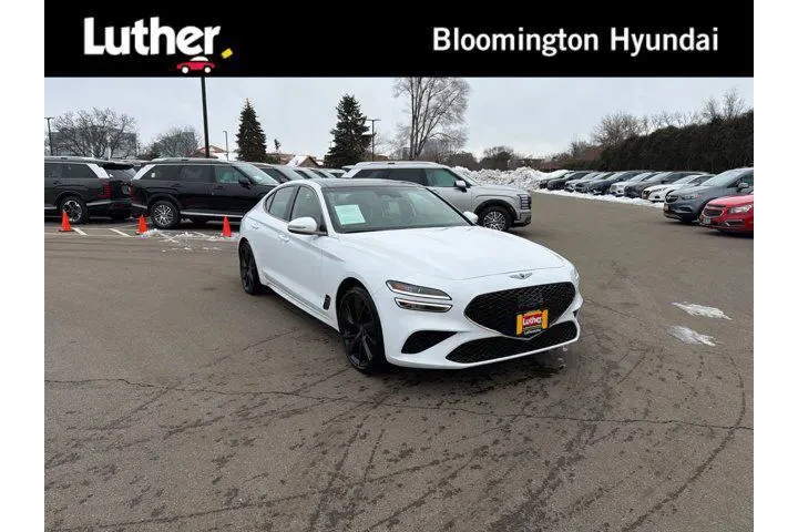 $29000 : Genesis G70 2023 2.0T 4dr Se image 1