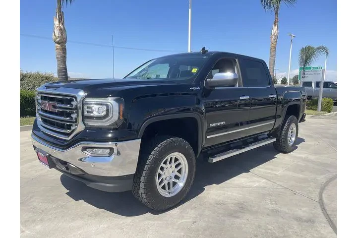 $33225 : GMC Sierra 1500 2018 4x4 SLT image 1