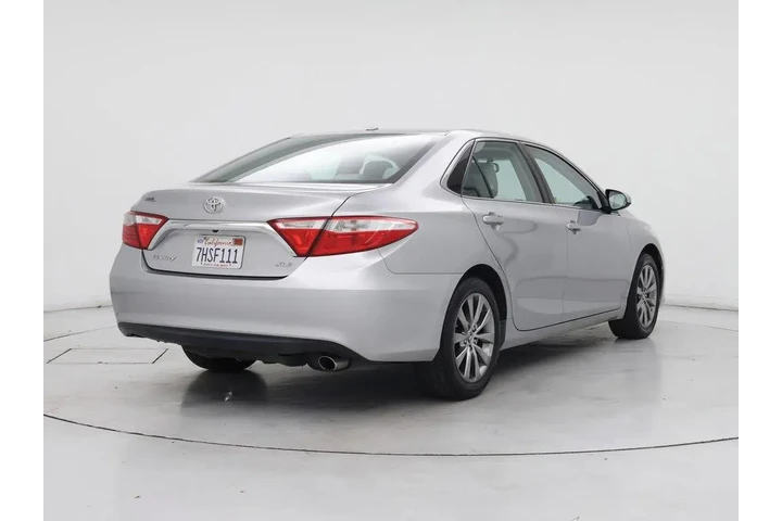 $16998 : Toyota Camry 2015 XLE 4dr Se image 8