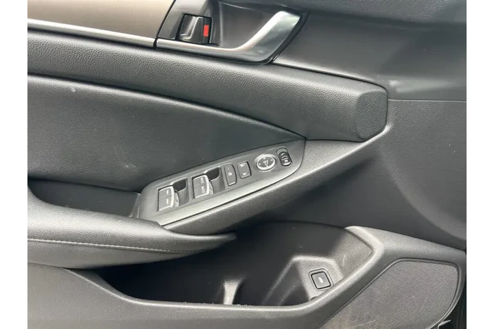 $15900 : 2021 Accord LX image 10