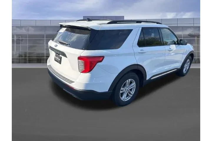 $29009 : Ford Explorer 2023 XLT 4dr S image 4