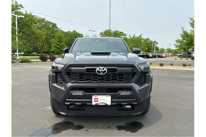 $42997 : Gold Certified2024 Tacoma TRD image 7