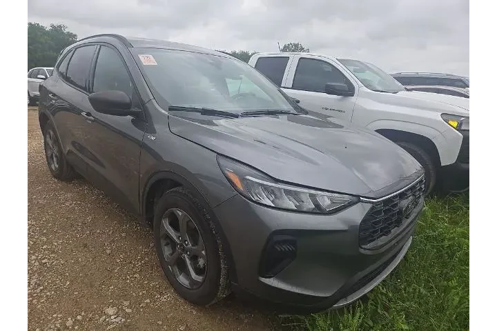 $24539 : Ford Escape 2025 ST-Line 4dr image 4