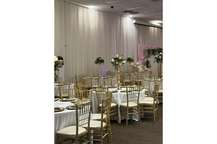 Salon de fiestas en Gardena image 1