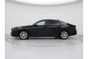 $24998 : Honda Accord 2024 LX 4dr Sed thumbnail