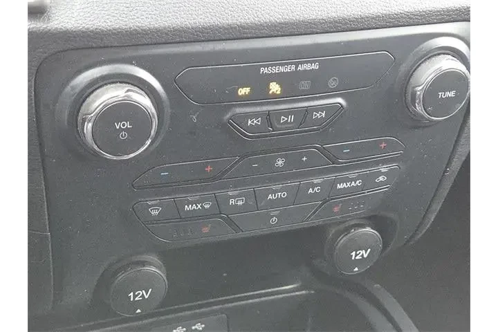 $29424 : Ford Ranger 2023 4x4 XLT 4dr image 9