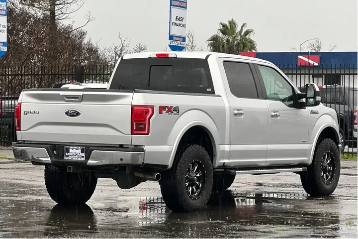 $27250 : Ford F-150 2016 4x4 Lariat 4 image 4