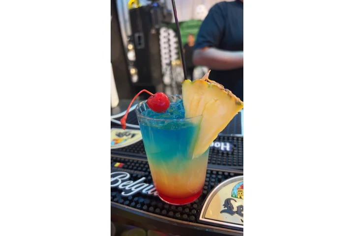 Mobile Bar With bartender image 6