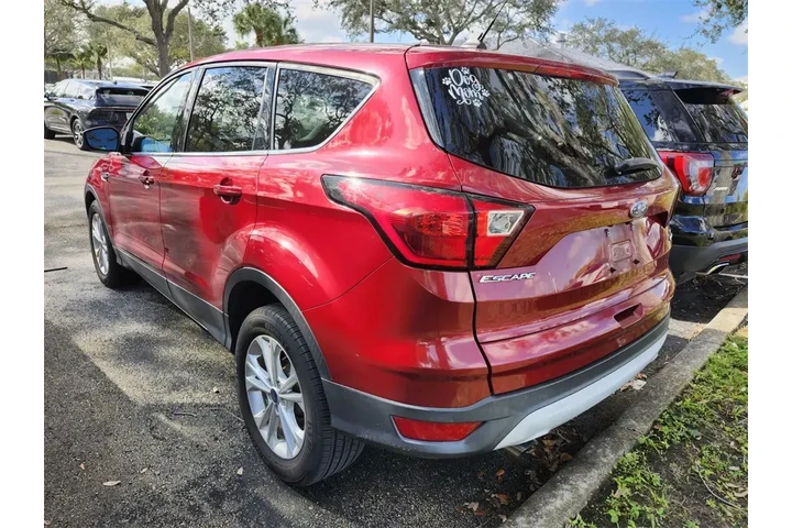 $11999 : Ford Escape 2019 SE 4dr SUV image 6