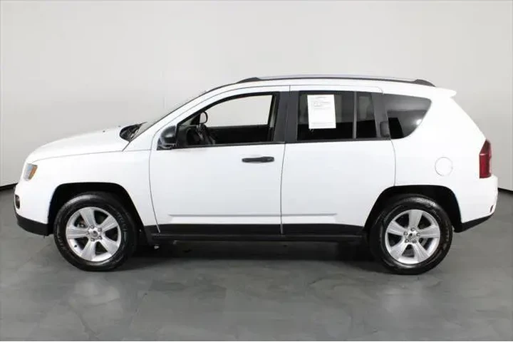 $12520 : Jeep Compass 2017 4X4 Sport image 8