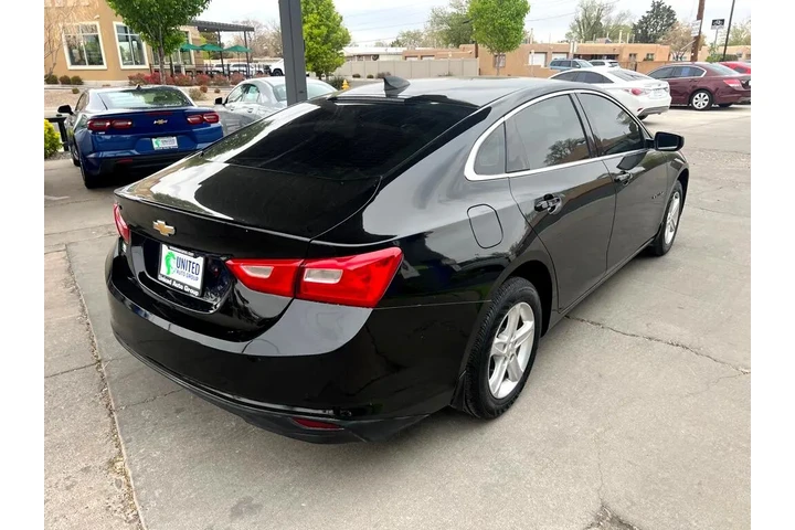 2019 Malibu LS image 5