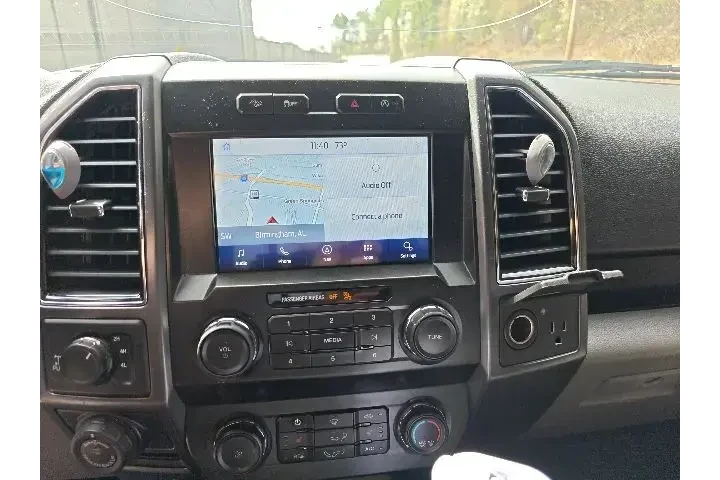 $20990 : Ford F-150 2020 4x4 Lariat 4 image 9