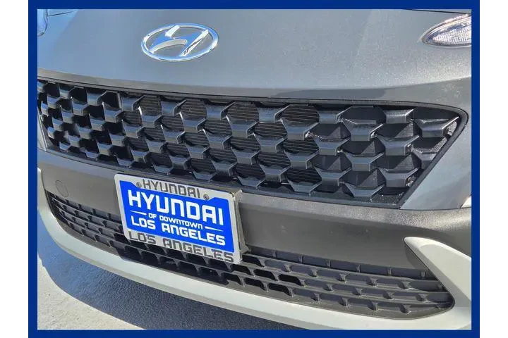 $24995 : Hyundai KONA 2023 SEL 4dr Cr image 9