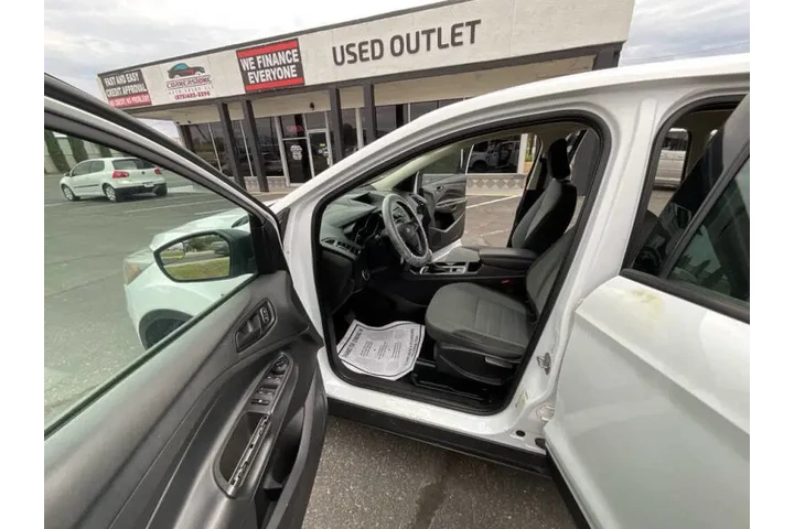 2018 Escape S image 8