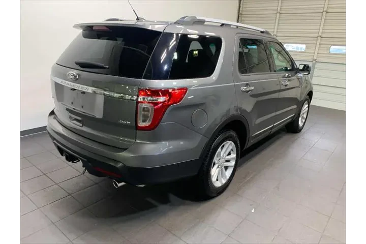 $12989 : Ford Explorer 2014 AWD XLT 4 image 3
